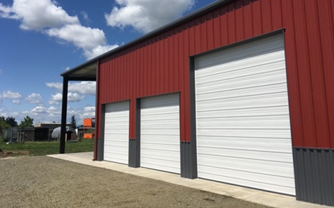 Commercial garage doors on a warehouse